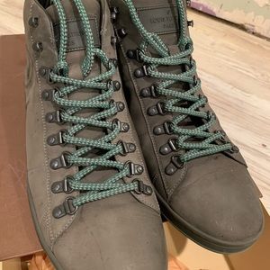 Men’s Louis Vuitton high top sneakers grey/green